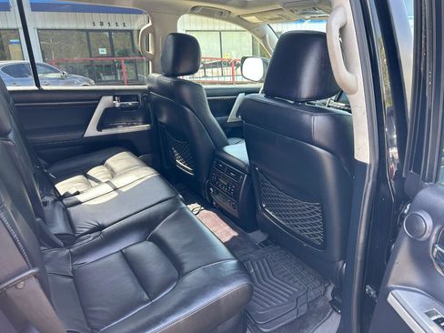 Used 2013 Toyota Land Cruiser AWD/4WD image 16