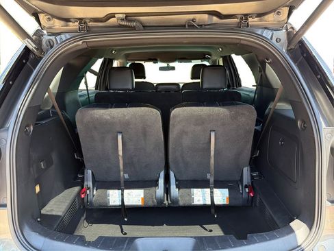 Used 2016 Ford Explorer XLT w/ Equipment Group 202A FWD image 13