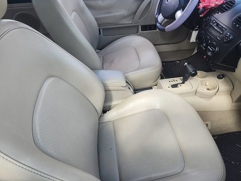 Used 2003 Volkswagen Beetle GLS FWD image 10