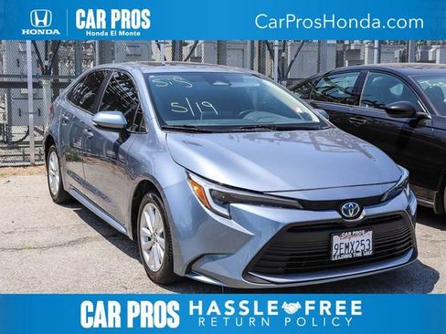 Used 2023 Toyota Corolla XLE FWD image 1