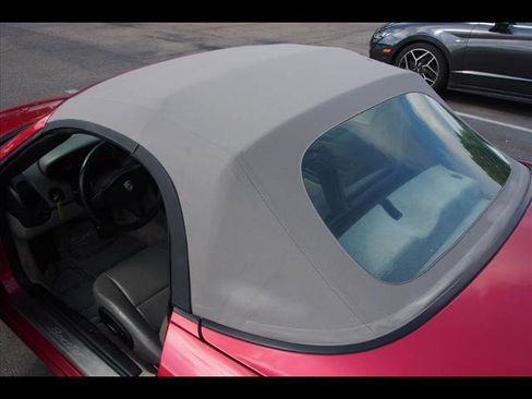 Used 2001 Porsche Boxster image 13