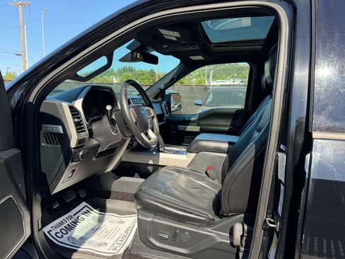 Used 2017 Ford F150 Lariat w/ Equipment Group 502A Luxury AWD/4WD image 8