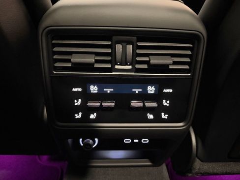 Certified 2026 Porsche Cayenne image 25