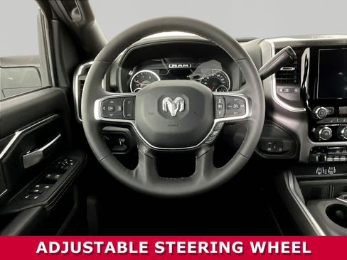 Used 2025 RAM 3500 Big Horn AWD/4WD image 9