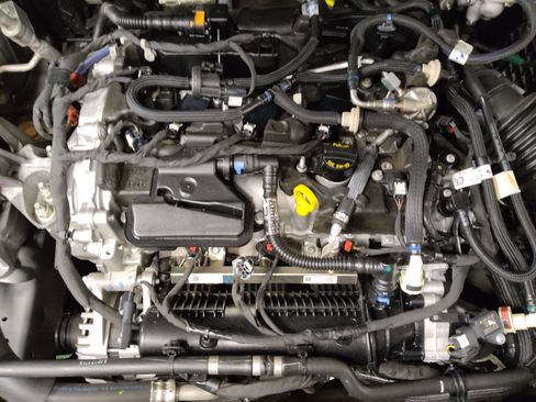 Used 2022 Ford Escape S image 30