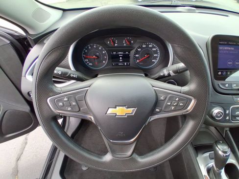 Used 2020 Chevrolet Malibu LS FWD image 14