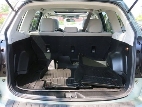 Used 2018 Subaru Forester 2.5i Premium AWD/4WD image 17