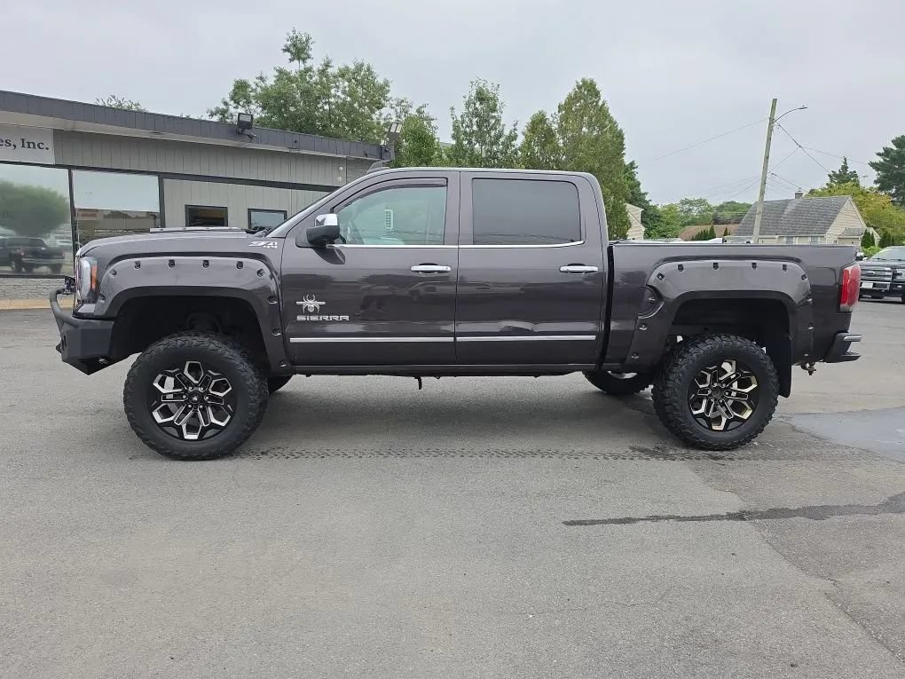 Used 2016 GMC Sierra 1500 SLT w/ SLT Preferred Package AWD/4WD image 4
