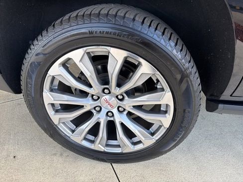 Used 2021 GMC Yukon Denali w/ Denali Ultimate Package image 44