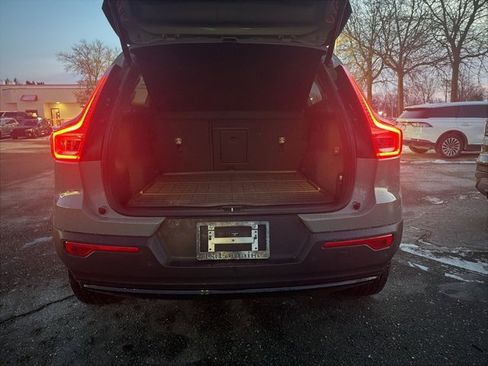 Used 2023 Volvo XC40 B5 Plus w/ Driver Assist Package image 13
