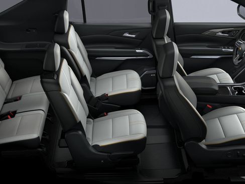 New 2026 Chevrolet Traverse High Country w/ LPO, Floor Liner Package AWD/4WD image 31