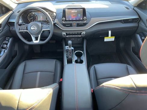 New 2025 Nissan Altima 2.5 SR image 25