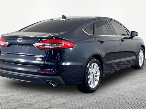 Used 2020 Ford Fusion SE FWD image 6