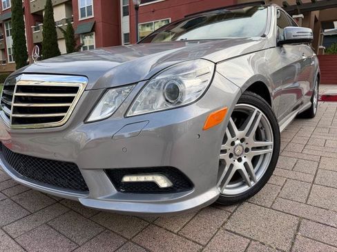 Used 2010 Mercedes-Benz E 550 Sedan image 19