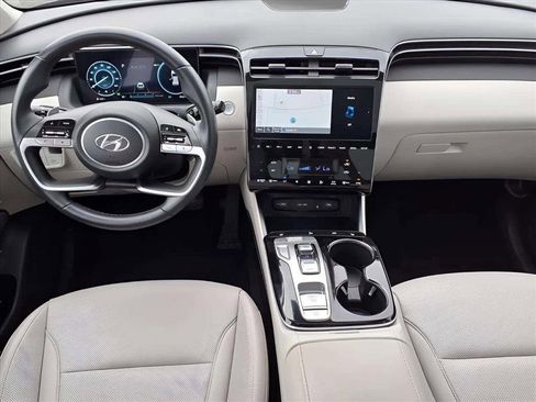 Certified 2024 Hyundai Tucson SEL image 11