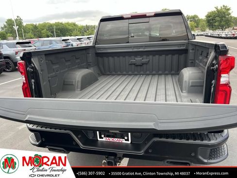 Certified 2023 Chevrolet Silverado 1500 LT Trail Boss w/ LT Trail Boss Premium Package AWD/4WD image 13