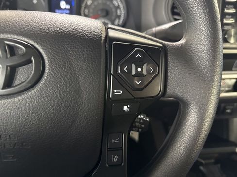 Used 2022 Toyota Tacoma SR AWD/4WD image 22
