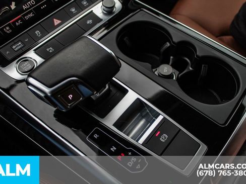 Used 2022 Audi Q8 Premium Plus image 38