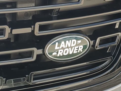 New 2026 Land Rover Range Rover Velar Dynamic SE AWD/4WD image 12