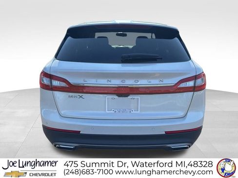 Used 2016 Lincoln MKX Reserve w/ Luxury Package FWD image 4