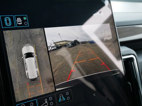 New 2026 GMC Yukon Elevation image 26