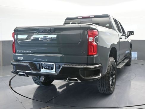 Used 2025 Chevrolet Silverado 1500 LT Trail Boss w/ Convenience Package II image 5