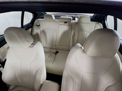 Used 2021 BMW 330i xDrive 330i xDrive w/ Convenience Package image 23