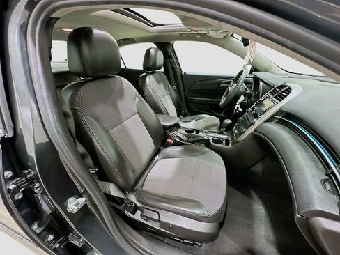 Used 2016 Chevrolet Malibu LT w/ Power Convenience Package FWD image 27