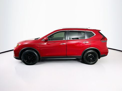 Used 2017 Nissan Rogue S w/ Appearance Package FWD image 4