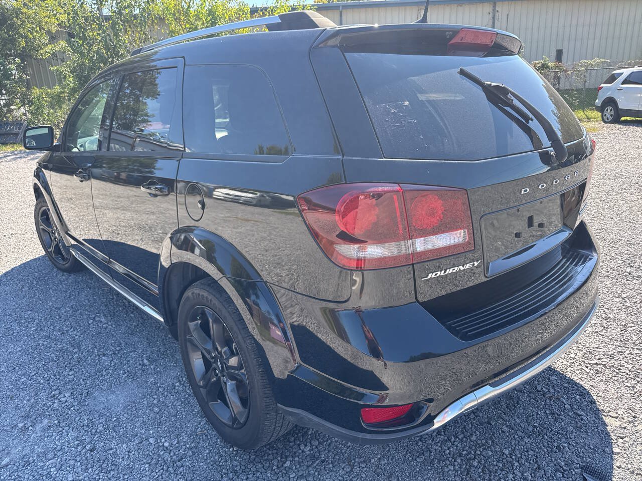 Used 2020 Dodge Journey Crossroad FWD image 5