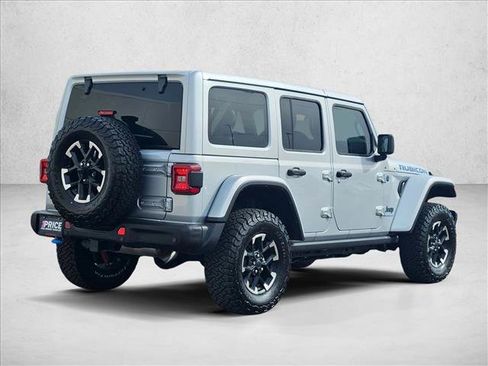 Used 2024 Jeep Wrangler Unlimited Rubicon 4xe AWD/4WD image 5