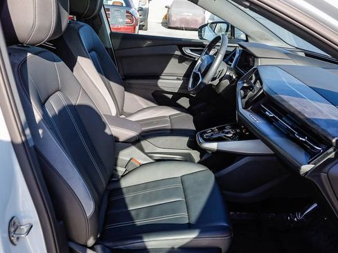 Used 2023 Audi Q4 e-tron Prestige AWD/4WD image 21