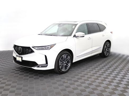Certified 2026 Acura MDX SH-AWD w/ Advance Package image 5