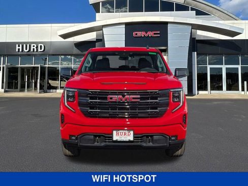 New 2026 GMC Sierra 1500 Elevation image 9