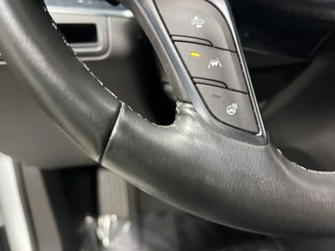 Used 2024 Cadillac XT5 Premium Luxury image 29