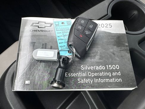 Used 2025 Chevrolet Silverado 1500 LT w/ Texas Edition Plus RWD image 30