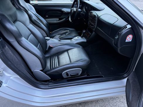 Used 2002 Porsche Boxster RWD image 17