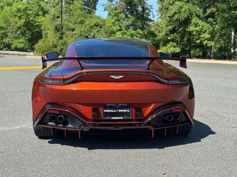 Used 2020 Aston Martin V8 Vantage Coupe RWD image 10
