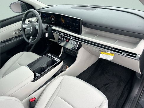 New 2026 Hyundai Tucson Blue SE AWD/4WD image 18