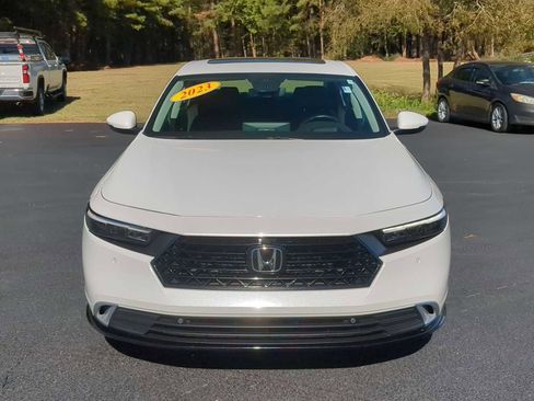 Used 2023 Honda Accord Touring image 3