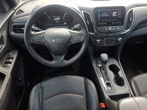 Used 2024 Chevrolet Equinox RS w/ RS Leather Package image 11