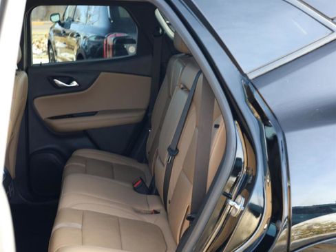 Used 2019 Chevrolet Blazer Premier w/ Sun and Wheels Package image 17