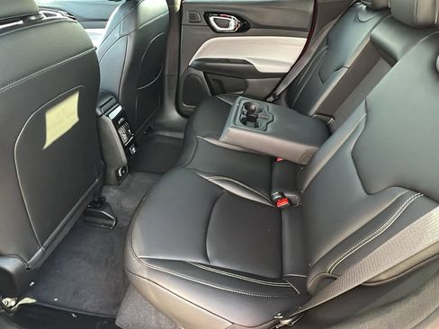 New 2026 Jeep Compass Limited image 24