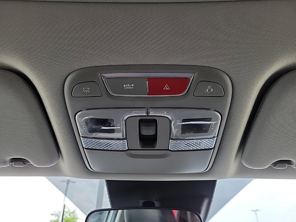 Used 2025 Kia Telluride S AWD/4WD image 34