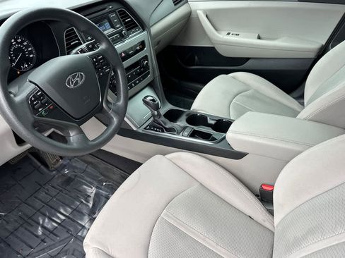 Used 2015 Hyundai Sonata SE image 11