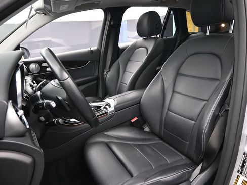 Used 2017 Mercedes-Benz GLC 300 4MATIC image 14