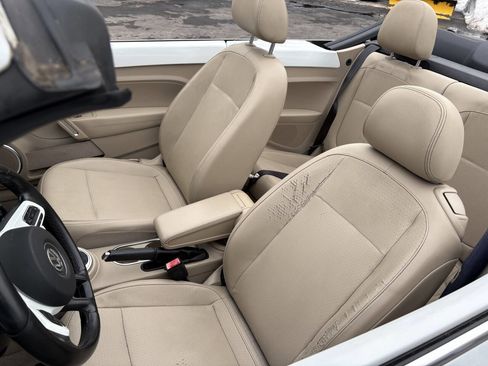 Used 2015 Volkswagen Beetle 1.8T image 18