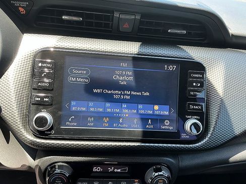 Certified 2022 Nissan Kicks SV FWD image 16