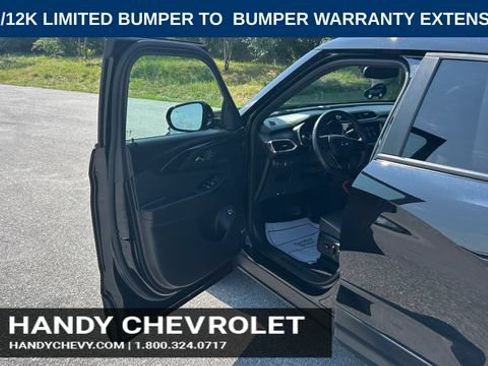 Certified 2023 Chevrolet TrailBlazer RS w/ Sun and Liftgate Package AWD/4WD image 11