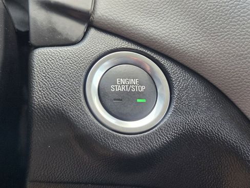 Used 2024 Chevrolet Equinox LS image 21